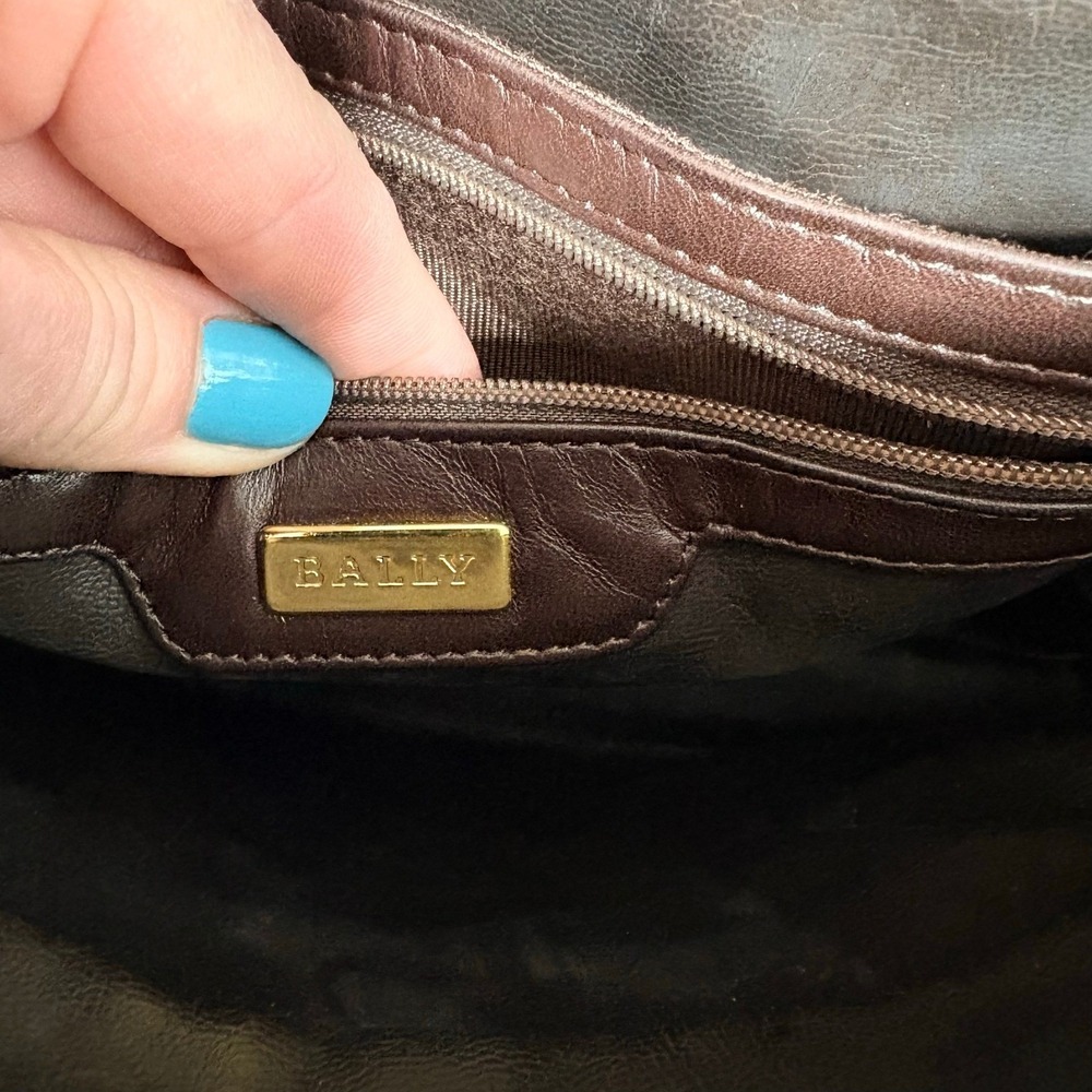 Bally Vintage Brown Quilted Leather Shoulder Bag Gold Hardware Made in Italy - Picture 6 of 12